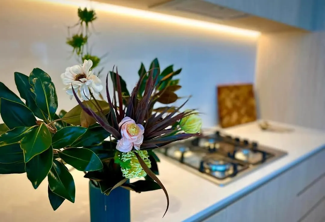 Luxe Apartment On The Broadwater Gold Coast