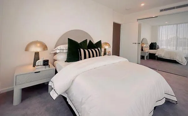 Luxe Apartment On The Broadwater Gold Coast